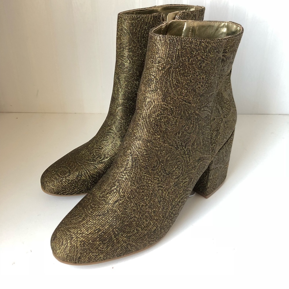 Printed shimmer heeled booties